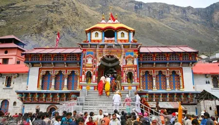 Badrinath temple Char Dham Yatra taxi